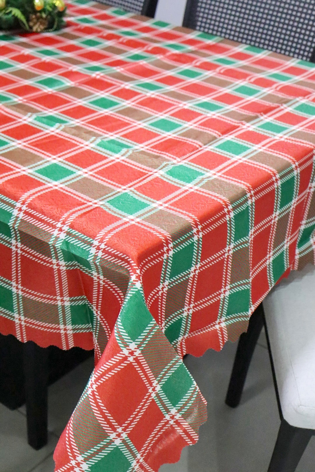 Toalha de Mesa Natal Oxford Xadrez Vermelha e Verde 1,40x2,20m