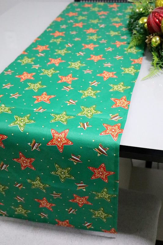 Caminho de Mesa Natal Estampado Estrelas Verde