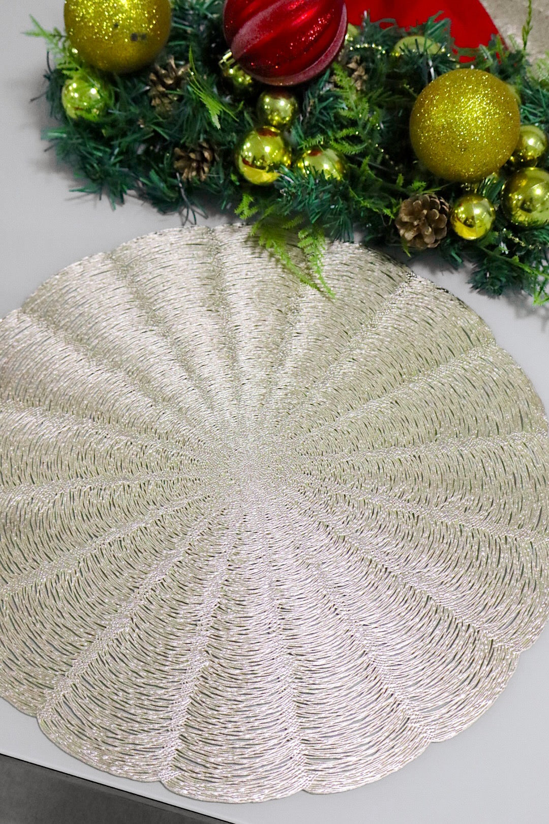 Sousplat / Lugar Americano Redondo Dourado Natal