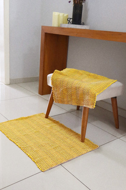 Par de Tapete de Malha Sem Franja Liso Amarelo