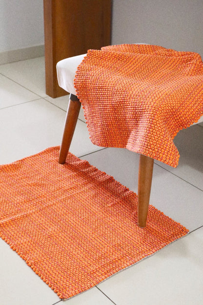 Par de Tapete de Malha Sem Franja Liso Laranja