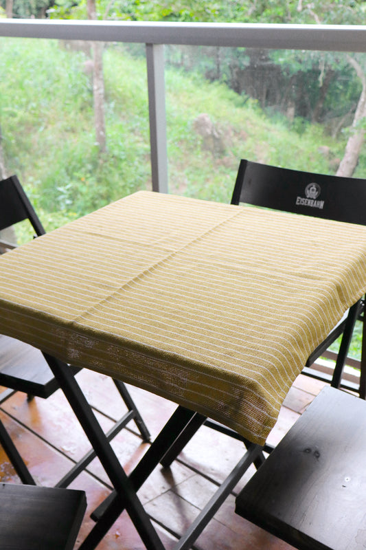 Toalha de Mesa Quadrada Listrada Mostarda 0,70x0,70m