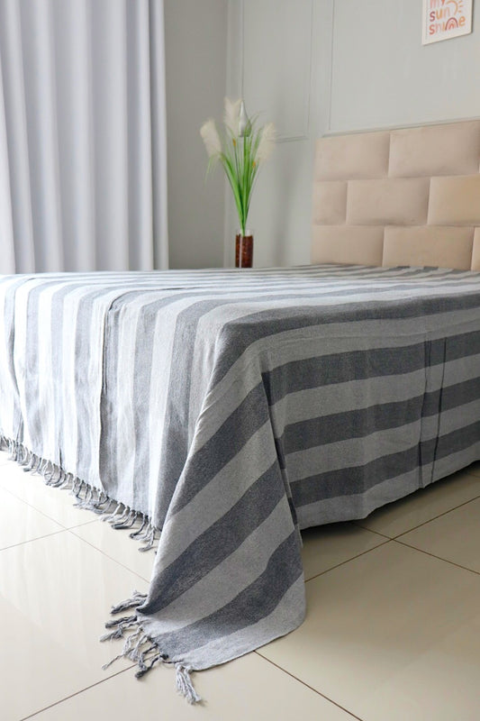 Colcha para Cama Casal 2,20x2,50m Artesanal Listrada Cinza