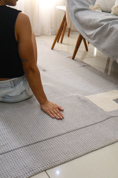 Tapete Linha Trabalhado Bico Lateral Cinza 1,50x2,00m
