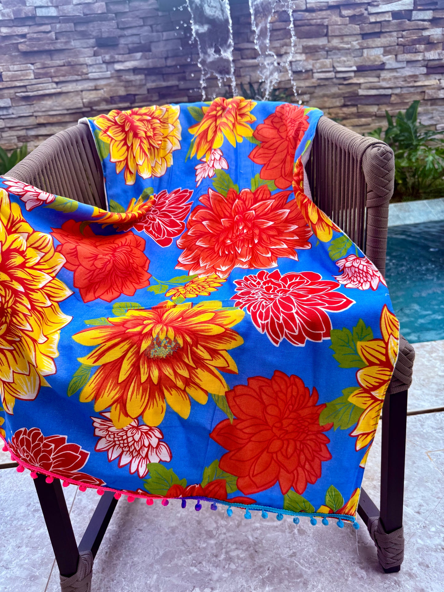 Toalha Canga Dupla Face com Chita Azul com Toalha Branca