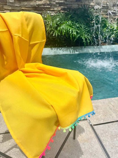 Canga Saída de Praia Amarela com Pompom Colorido