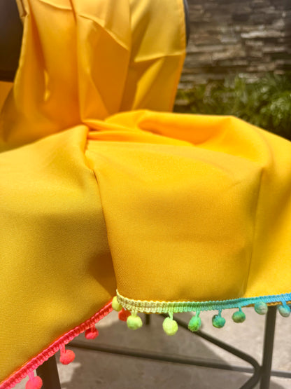 Canga Saída de Praia Amarela com Pompom Colorido