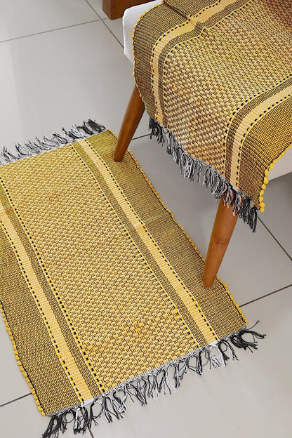 Par de Tapete de Malha Listra Amarelo