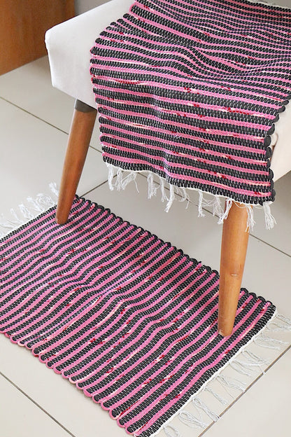 Par de Tapete Zebrinha Mini Rosa e Preto