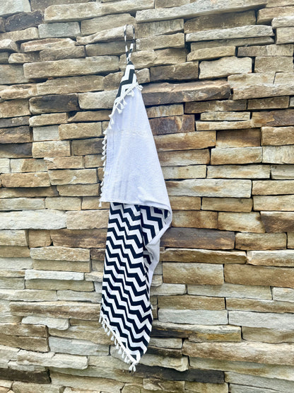 Toalha Canga Dupla Face com Tecido Impermeável Belize Chevron Preto