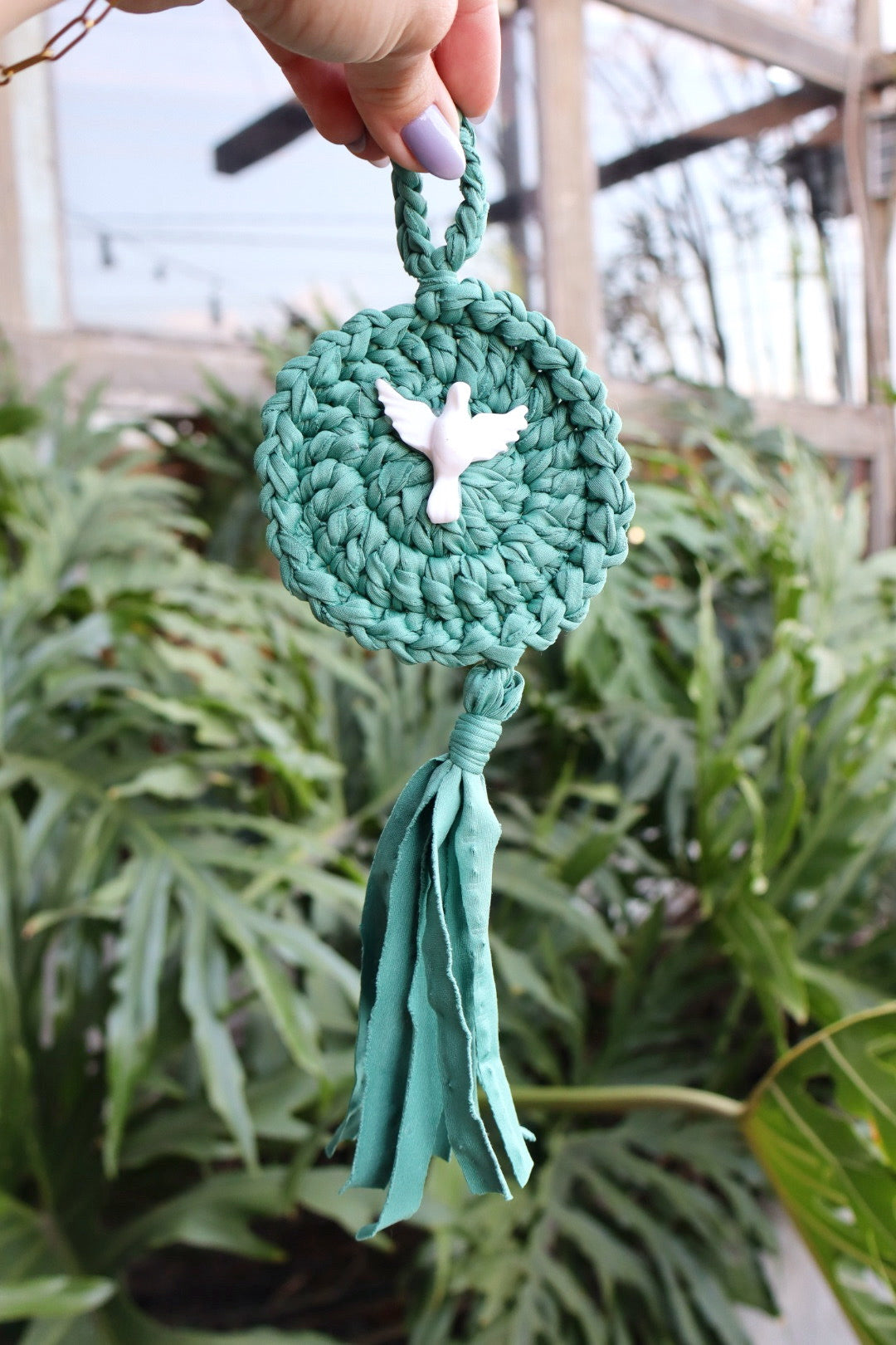 Mandala em Malha com Divino Espírito Santo Tifanny