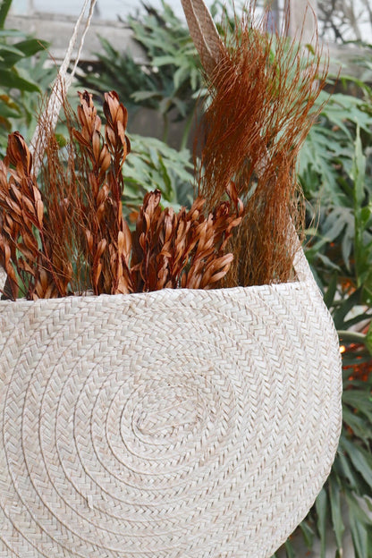 Bolsa Enfeite Parede de Palha com Flores Neutras