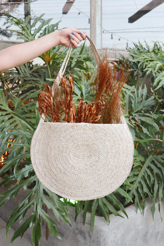 Bolsa Enfeite Parede de Palha com Flores Neutras