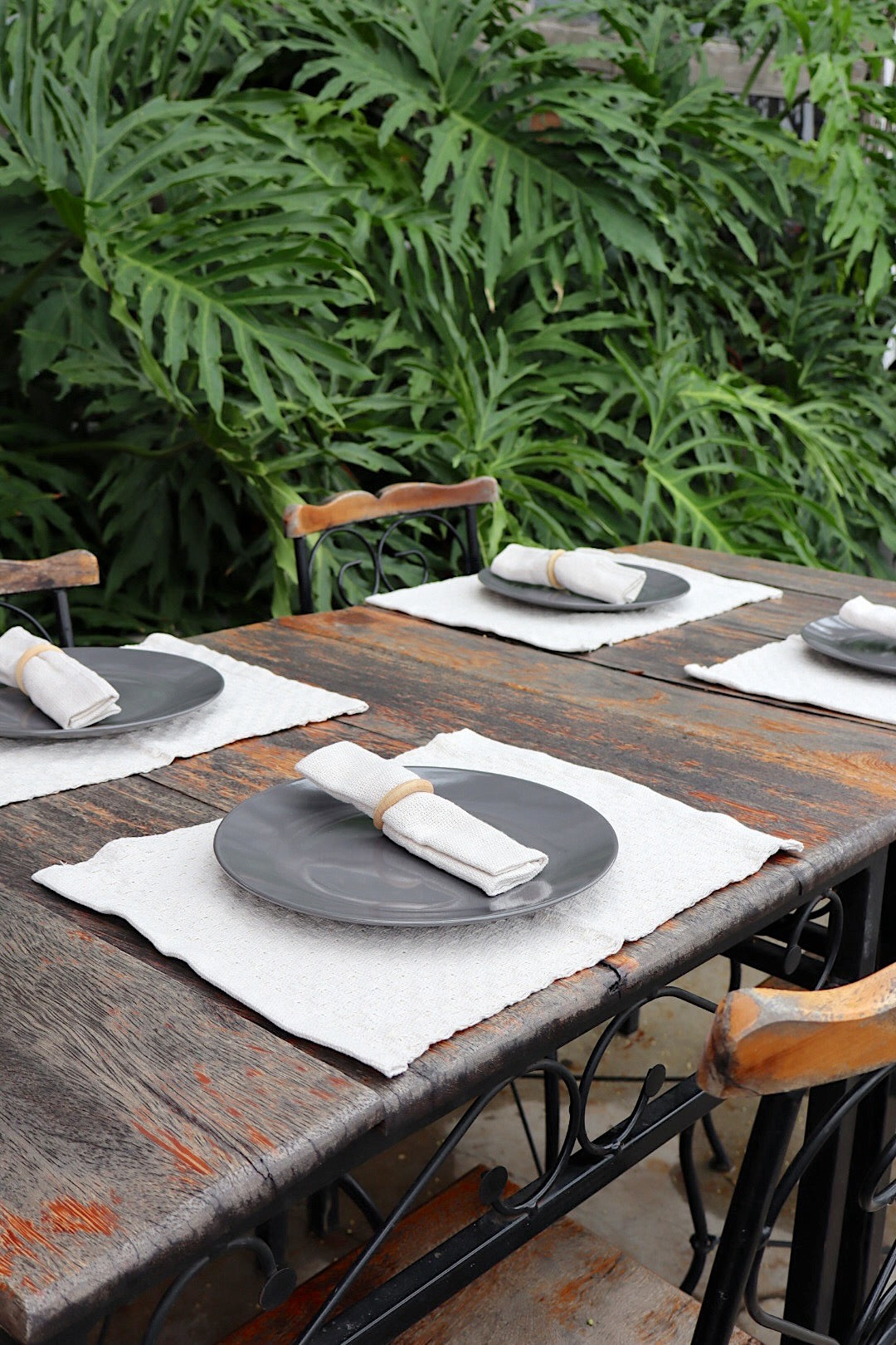 Kit De Jogo Americano, Guardanapo e Argola 4 lugares Cru