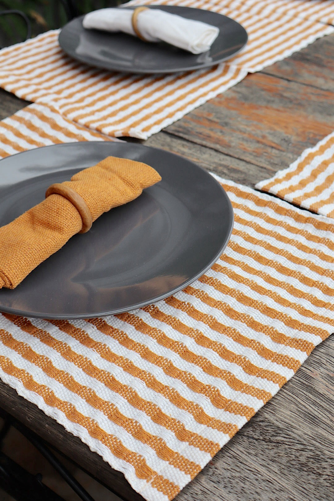 Kit De Jogo Americano, Guardanapo e Argola 6 lugares Mostarda