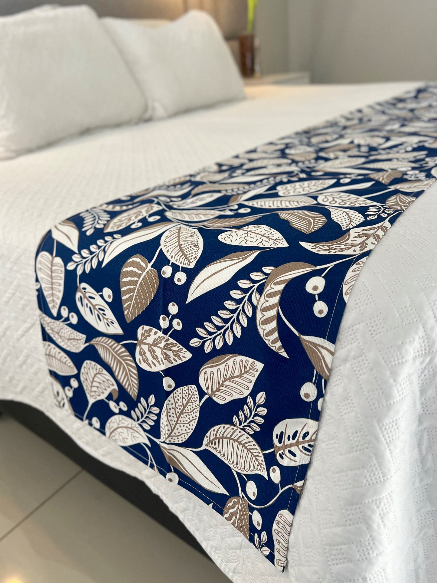 Kit Peseira + 2 Fronhas em Tecido Belize Floral Azul