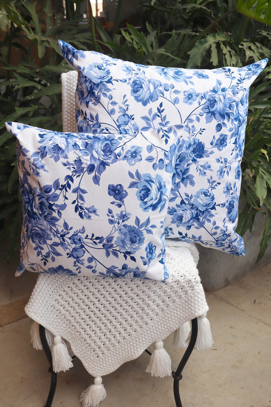 Capa de Almofada Impermeável Belize Floral Azul 45x45 ou 65x65