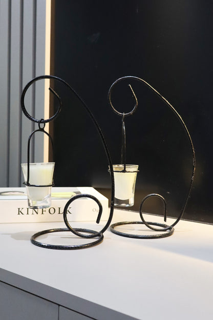 Castiçal de Mesa em Ferro