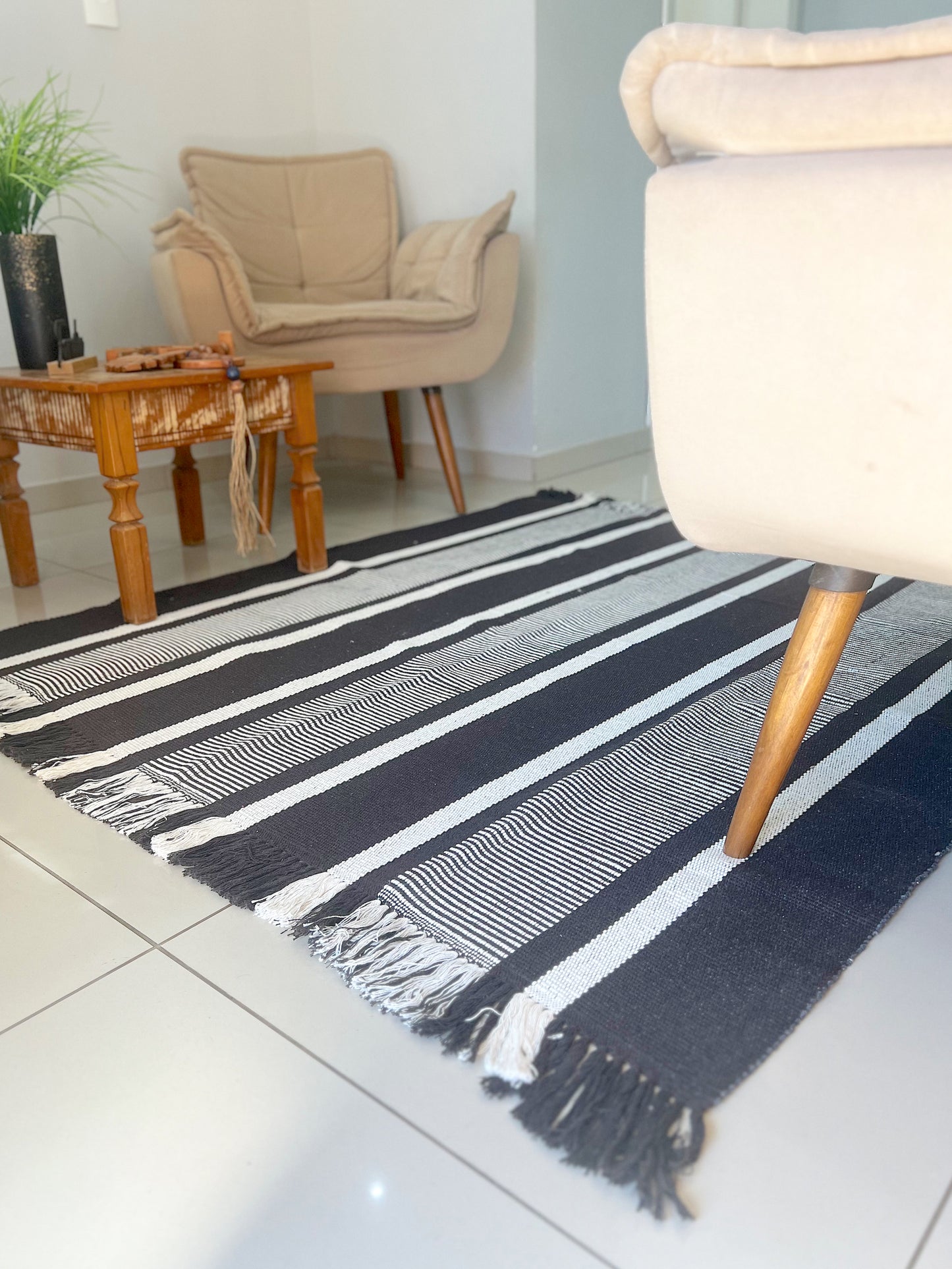 Tapete em Linha Marrom Café Listrado 1,50x1,50m