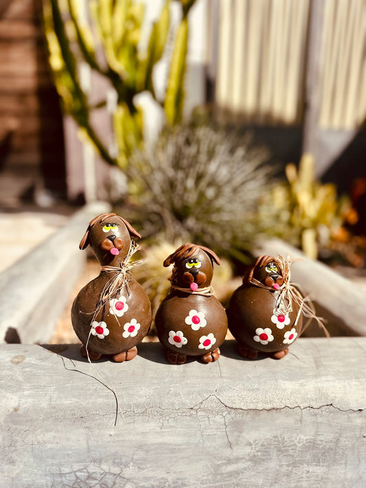 Trio Cachorro em Cabaça Marrom