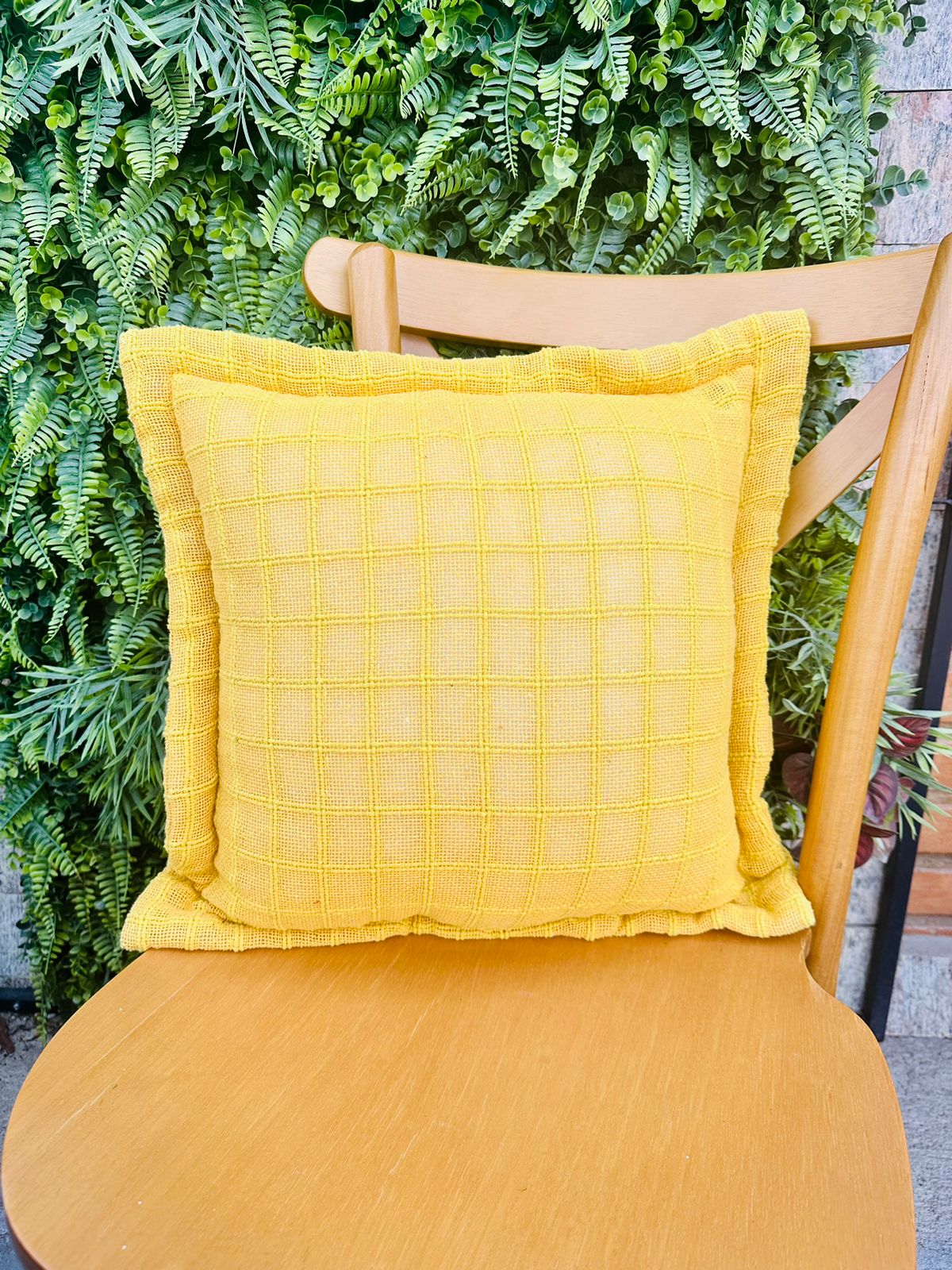 Capa de Almofada Decorativa em Algodão Lisa Amarela 45x45