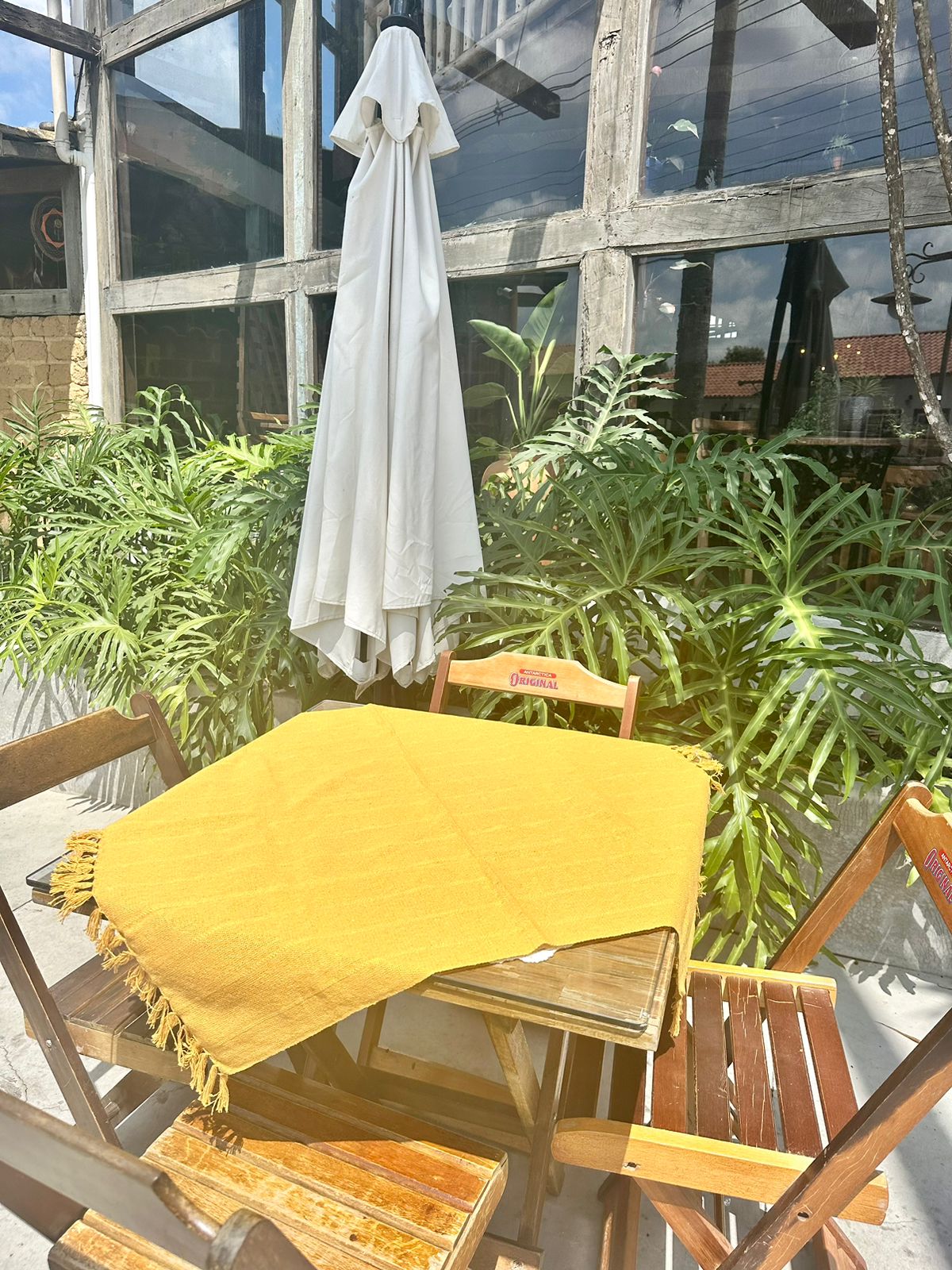 Toalha de Mesa Quadrada Ocre 0,85x0,85m