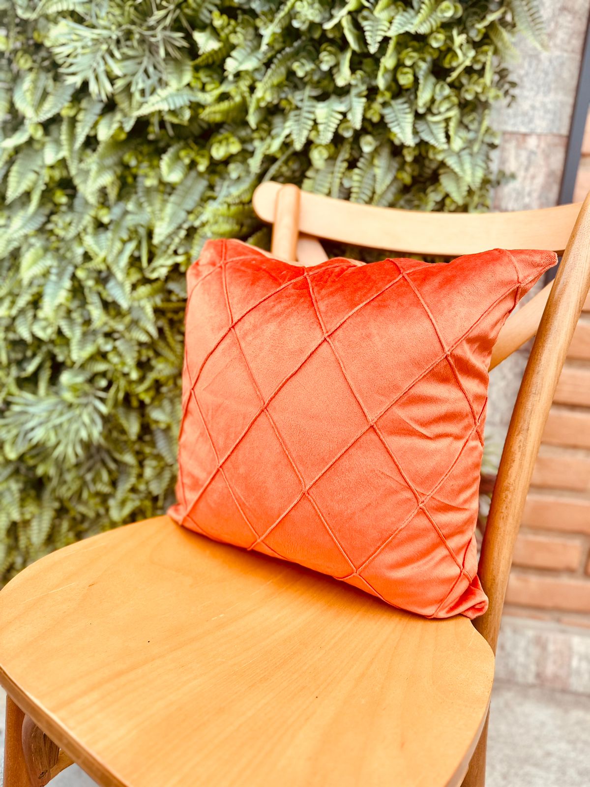 Capa de Almofada Suede Drapeado Laranja 45x45cm