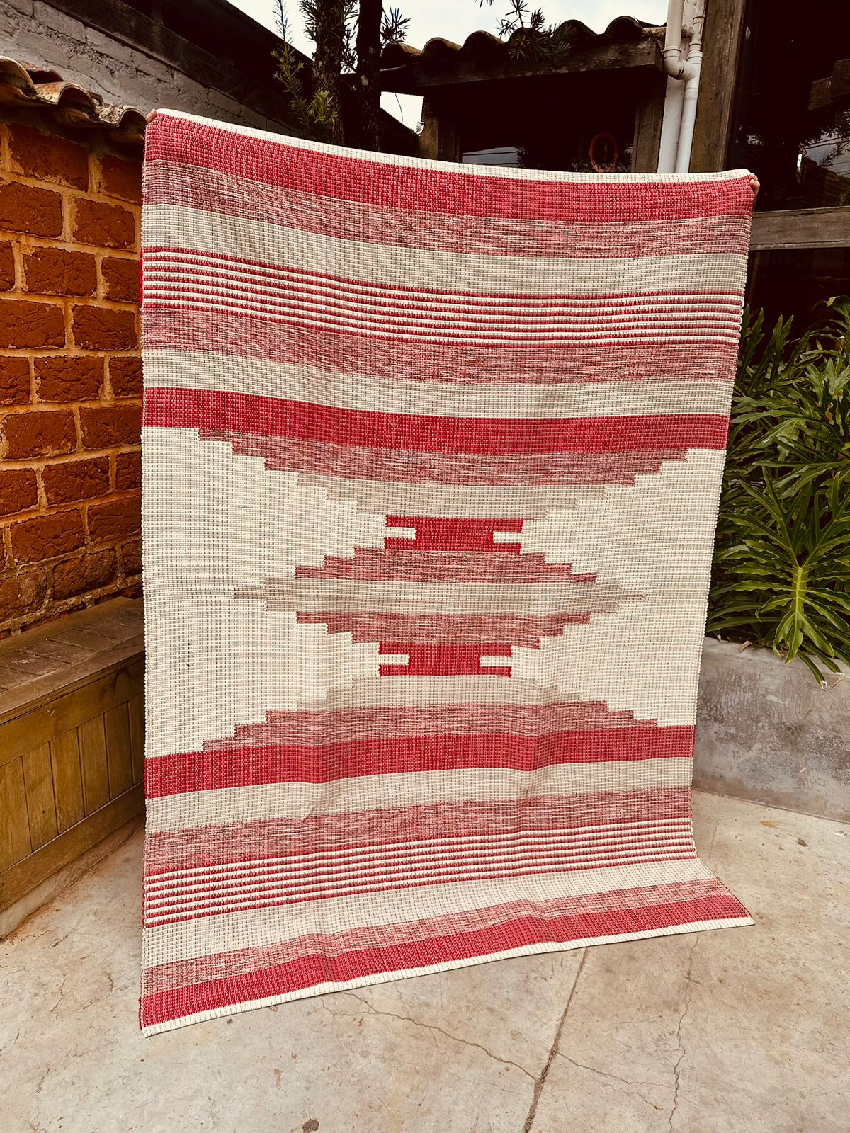 Tapete Linha Bico Trabalhado Vermelho 1,50x2,00m