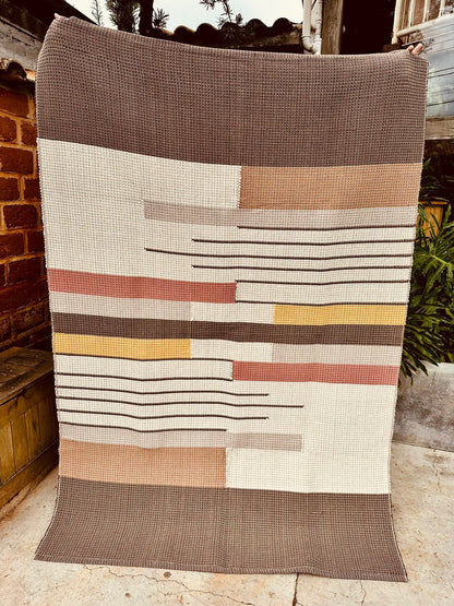 Tapete Linha Trabalhado Listras Terra e Mostarda 1,50x2,00m