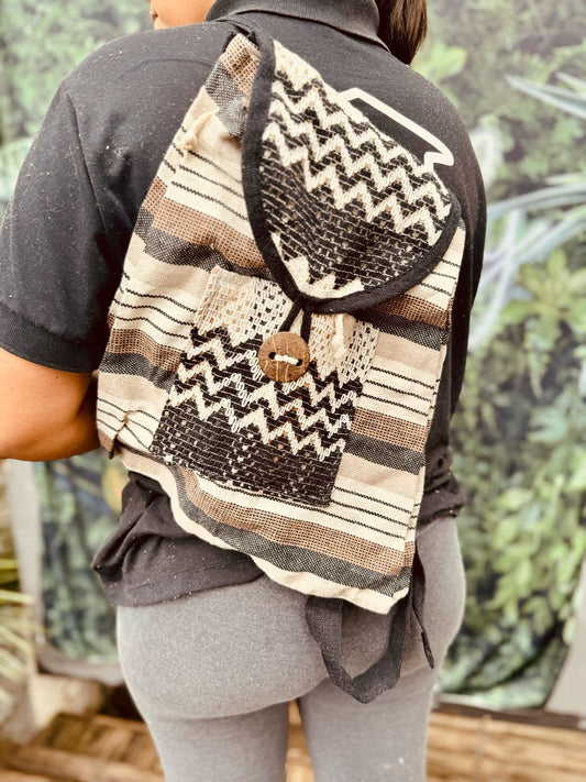 Mochila / Bolsa Bege e Preta e Marrom