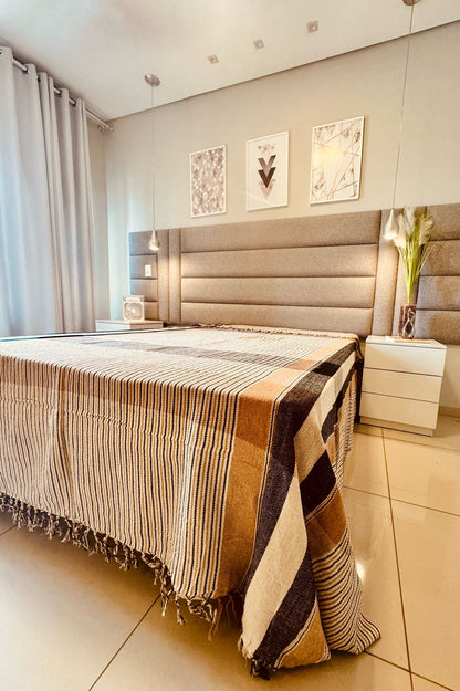 Colcha para Cama Casal 2,20x2,50m Artesanal Listrada