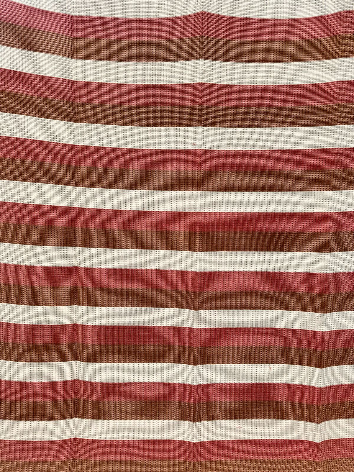 Tapete em Linha Listrado Terracota, Café com Leite e Cru 2,00x2,50m