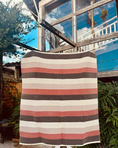 Tapete em Linha Listrado Terracota 1,50x1,50m