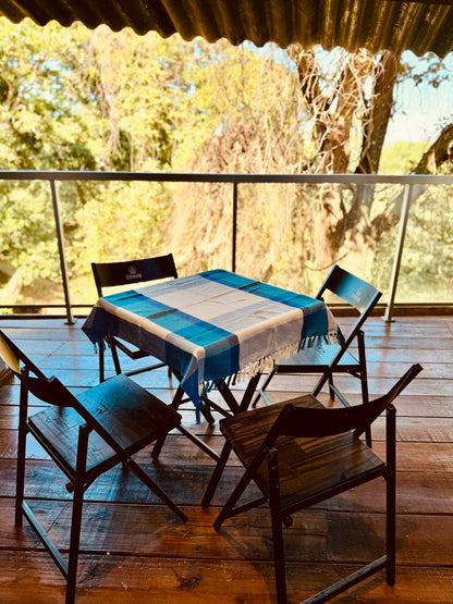 Toalha de Mesa Quadrada Xadrez Azul 0,85x0,85m