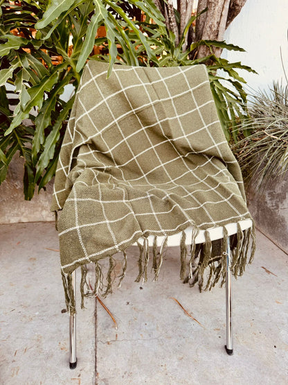 Manta / Mantinha para Sofá Algodão Grid Verde Militar 1,20mx1,20m