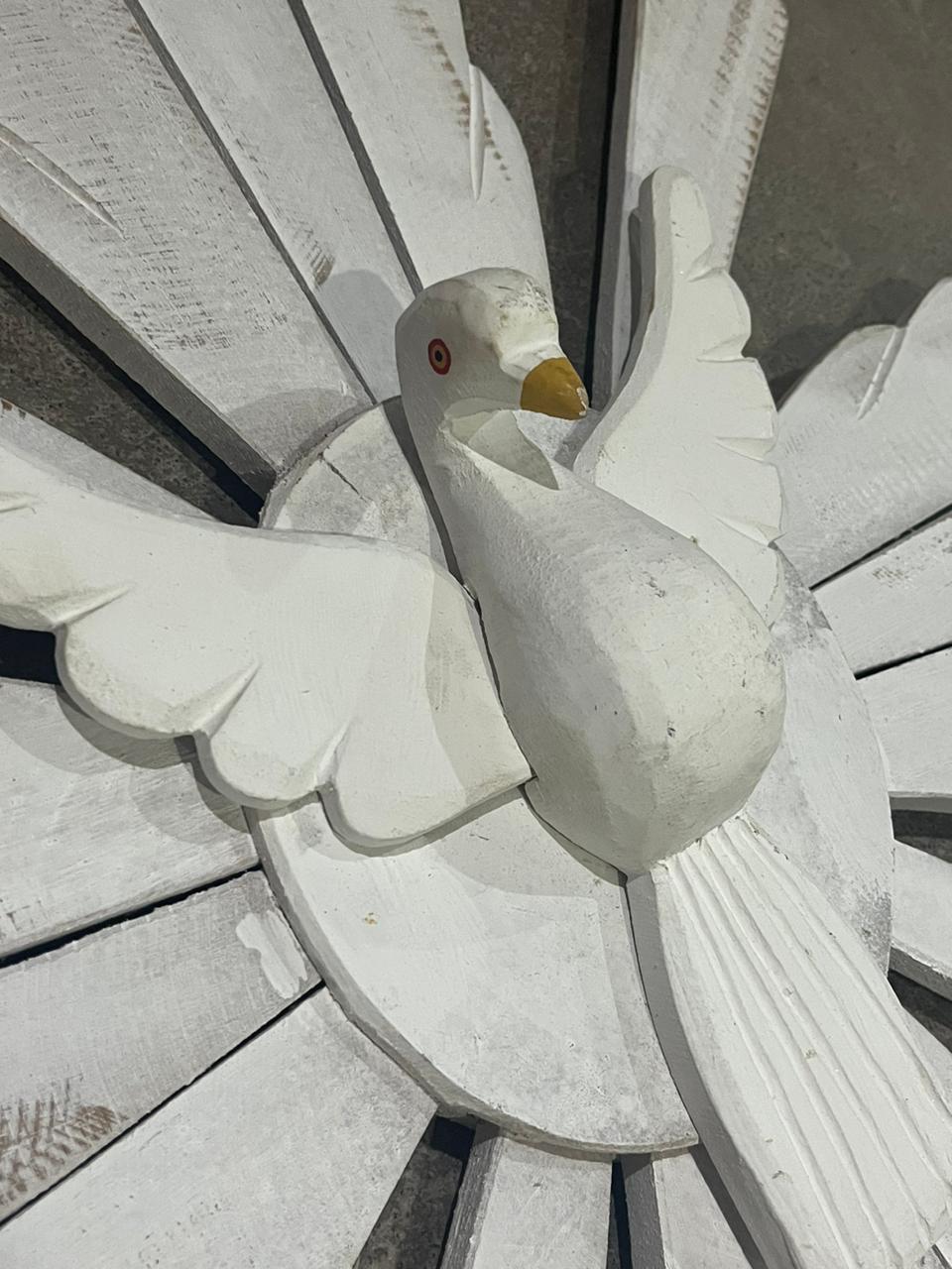 Divino Espírito Santo Madeira Branco
