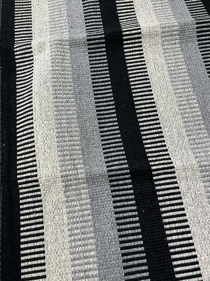 Passadeira em Algodão Listrada Degradê Preta 3,0m