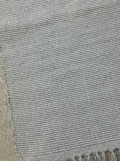 Caminho de Mesa Linha com Fio Lurex Cinza 2,0m