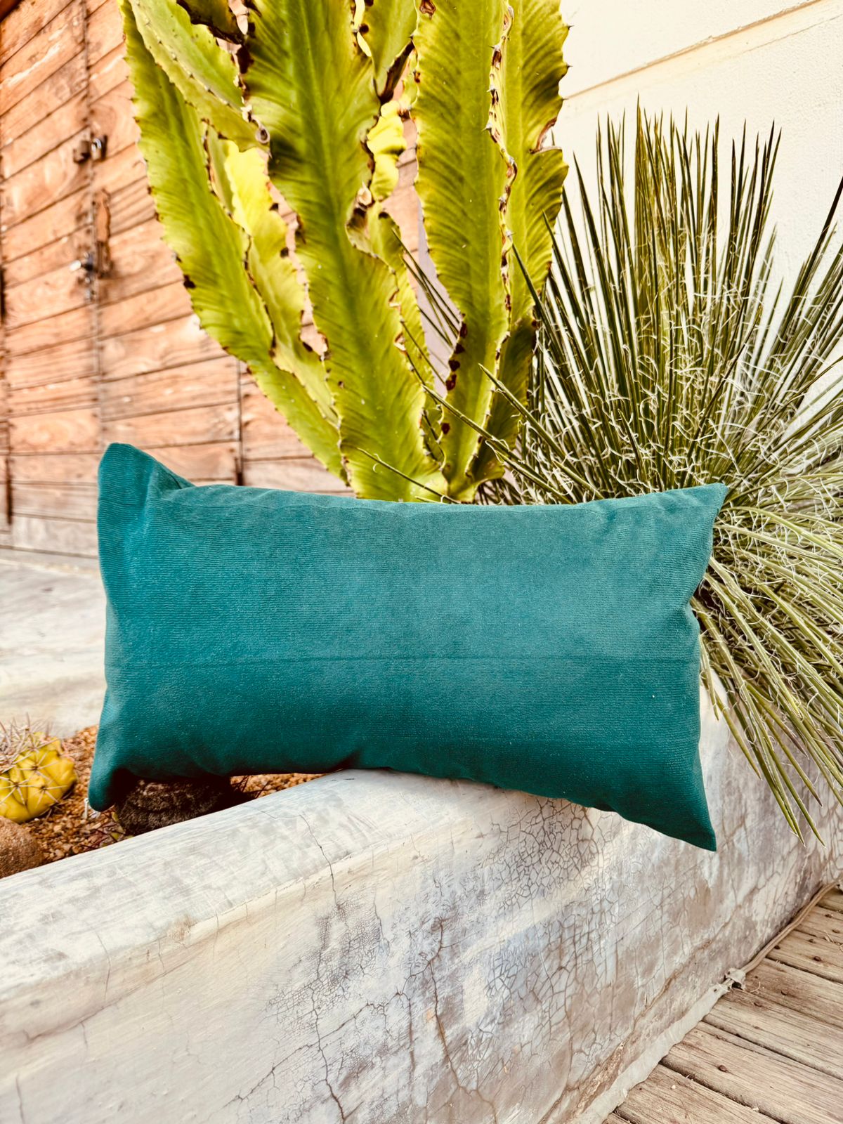 Capa de Almofada Retangular Suede Lisa Verde - 30x50