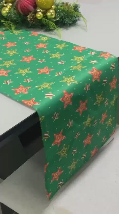 Caminho de Mesa Natal Estampado Estrelas Verde