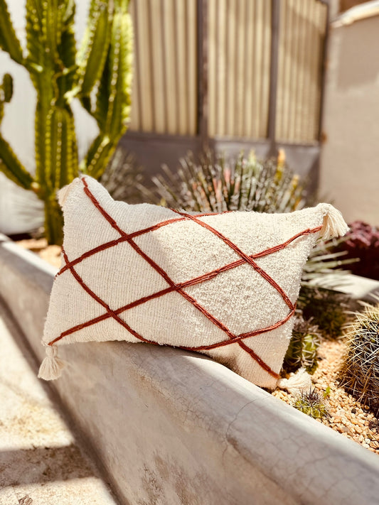 Capa de Almofada Algodão Baguete Bordada Geométrica Terracota 30x50cm