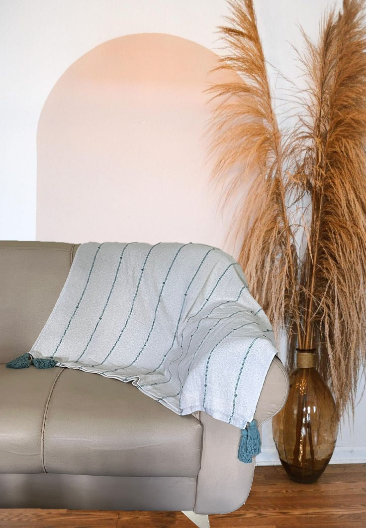 Manta para Sofá Pompom Verde Tifanny 1,20mx1,80m DDB Artesanato