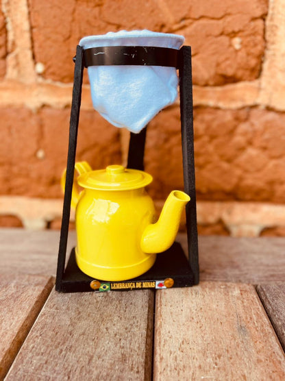 Kit Café Mini Chaleira 200ml Alumínio E Suporte Com Coador Amarelo