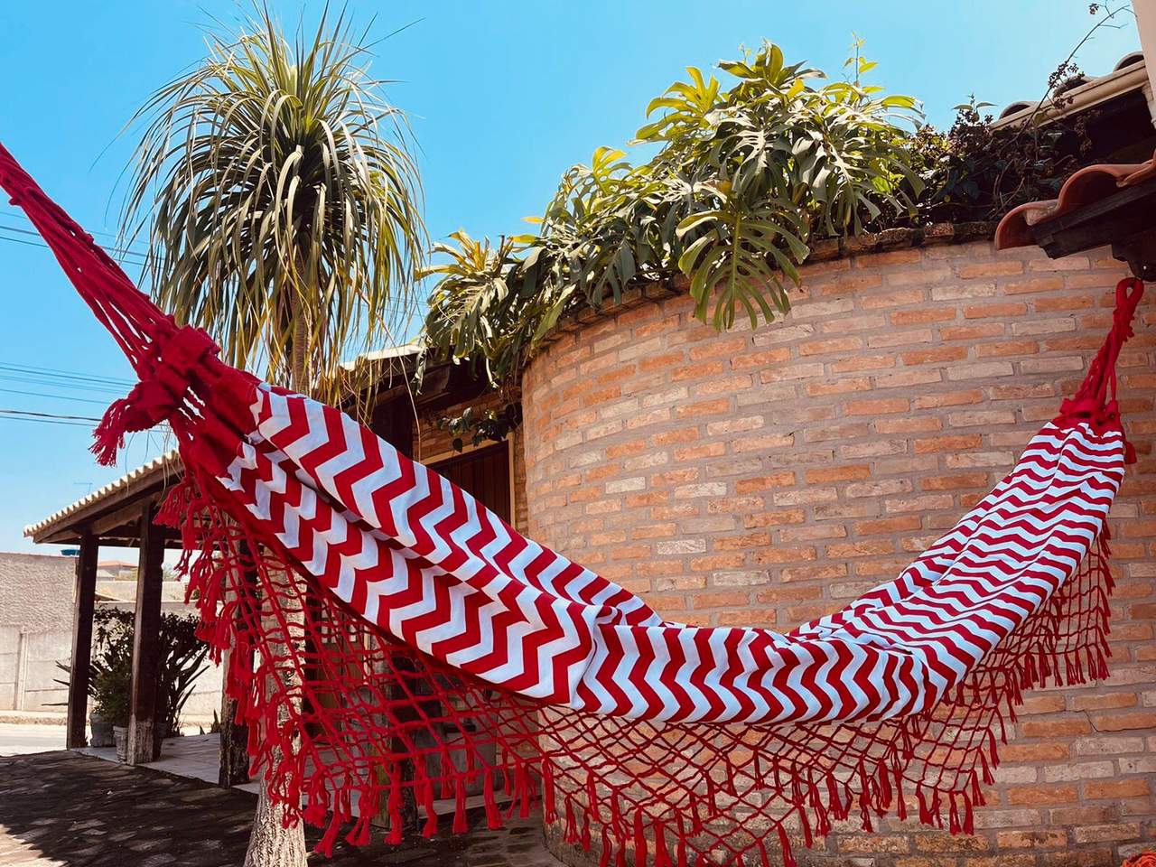 Rede de Algodão Forrada com Belize Semi Impermeável - Chevron Vermelho