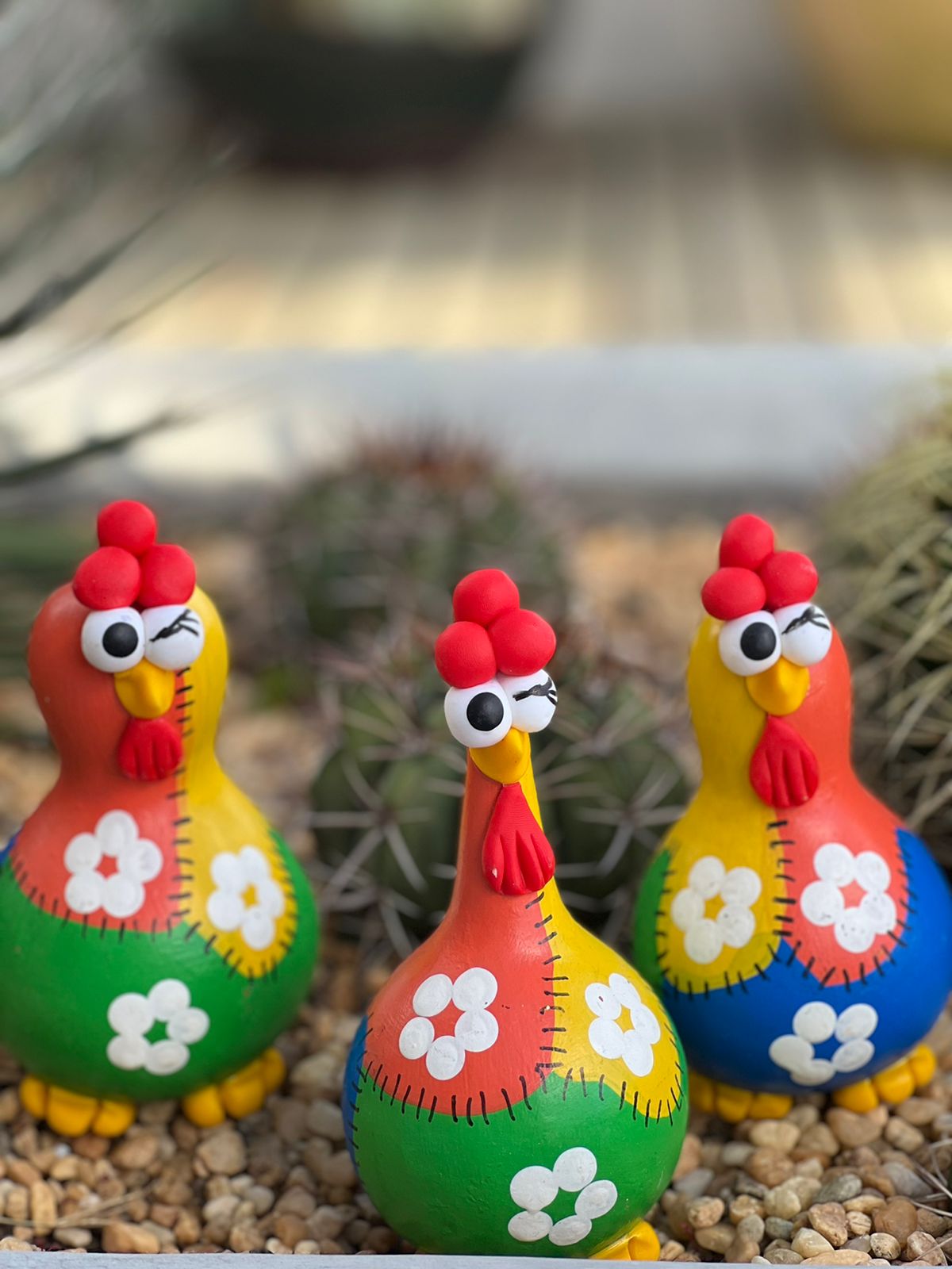 Trio Galinha em Cabaça Patchwork